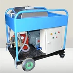 מכונת שטיפה בלחץ